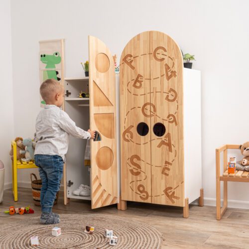 Дитяча шафа Монтессорі від Busywood
